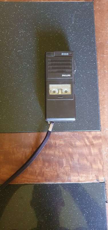 Vintage Philips 585 Micro Tape recorder + a Mini Cassette. Working!!!