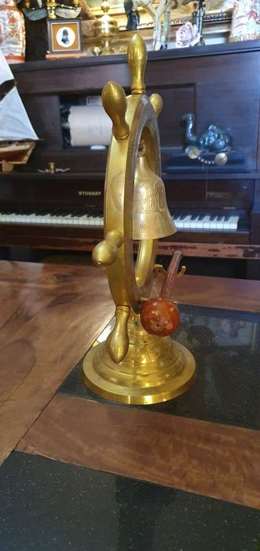 Large and Heavy  Vintage Brass Nautical Ships Wheel Gong