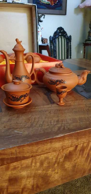 Stunning Vintage Japanese Saki Tea Set. Unused