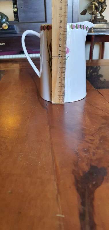 Stunning Maxwell Williams Jug