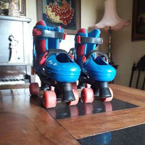 Adjustable Spider Man 2 Roller Skates