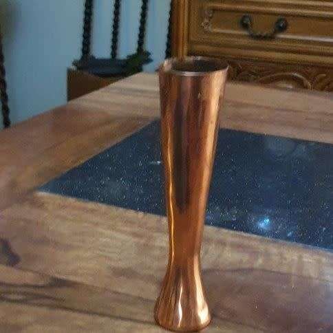 *Stunning Copper Vase With Synthetic Flower arrangement.*