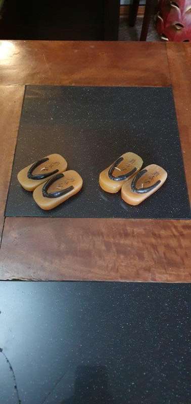 *4 X Japanese Motif Sandal Candles.*