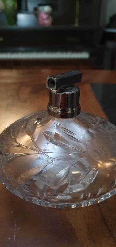 Gorgeous Vintage Rose Cut Crystal Perfume Dispenser.