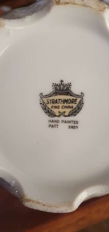 Beautiful Vintage Strathmore Fine China Tea Set