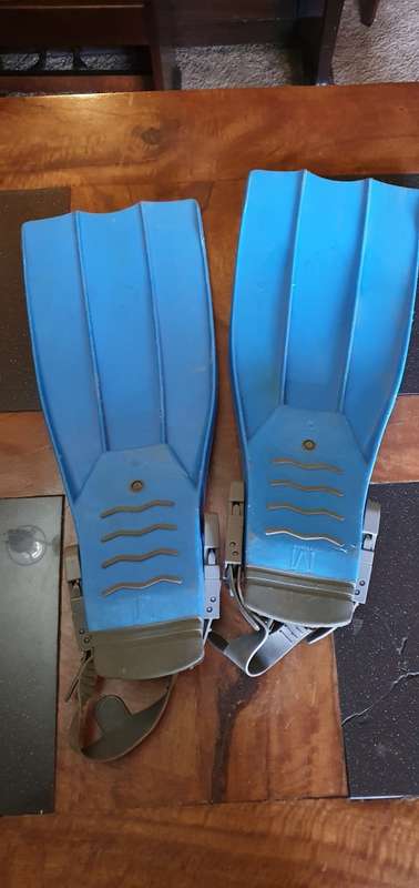 Deep Sea Divers Flippers