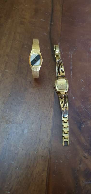 Vintage Orient FX  Hallmark Quartz Ladies Wrist Watches