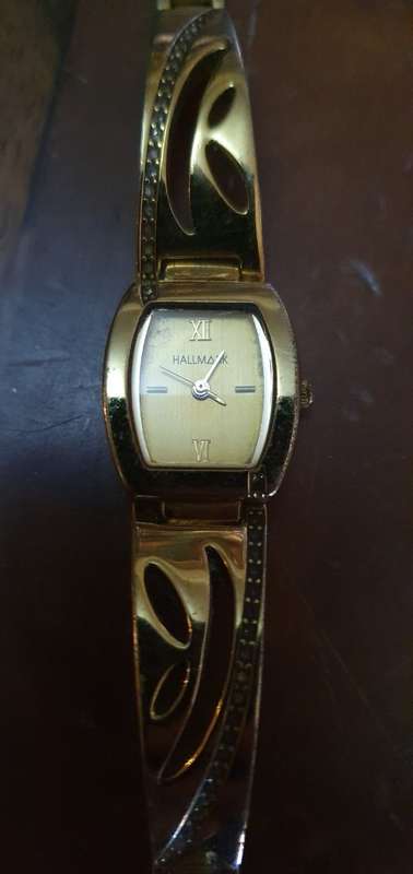 Vintage Orient FX  Hallmark Quartz Ladies Wrist Watches