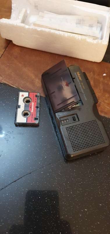 Sakyno SK2800 Microcassette Recorder