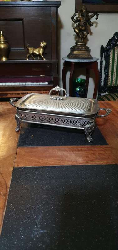 Beautiful Vintage Silver Plated Serving Dish