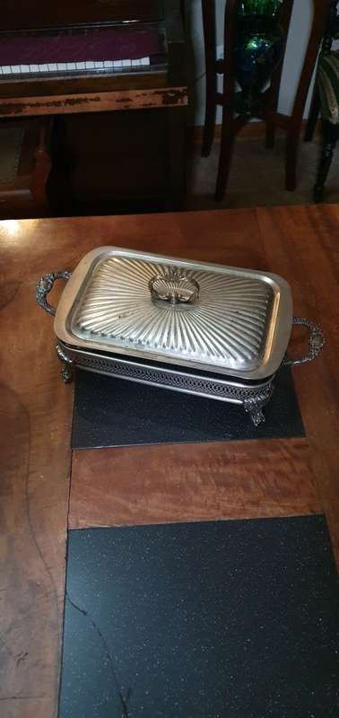 Beautiful Vintage Silver Plated Serving Dish