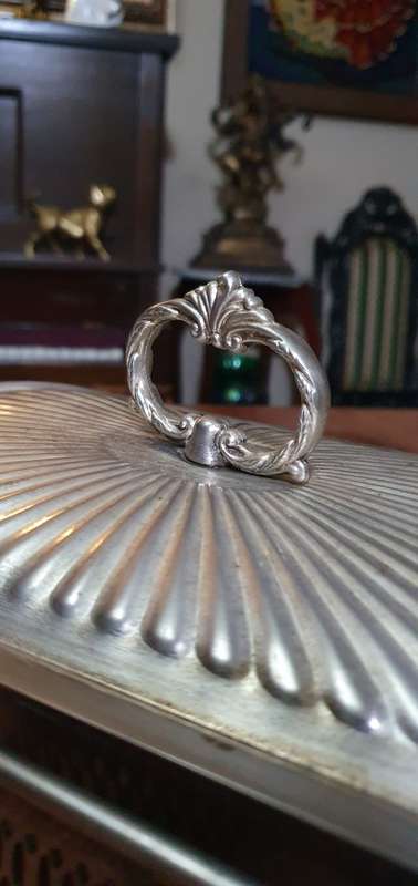 Beautiful Vintage Silver Plated Serving Dish