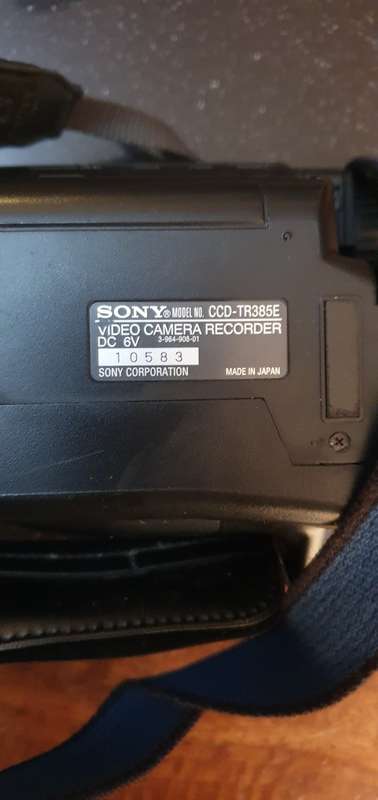 Sony Handycam 8 Recorder plus bag