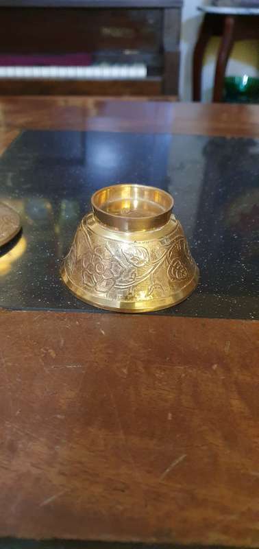 Gorgeous 8 cm tall Lidded Brass Bowl