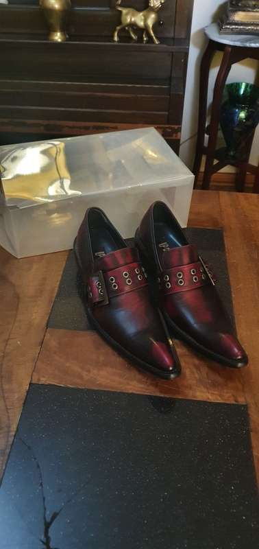 Stunning New Mens Shoe. Size 7