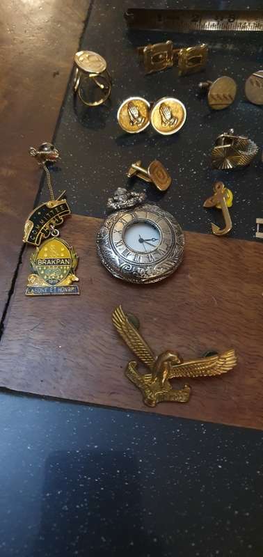 Vintage Seiko, Mauthe Colck, Citizen 17 Jewels, Ladies Roamer 17 Jewels, Mens Cuff Links and More