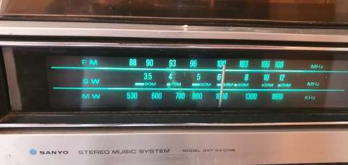Vintage Sanyo Model GXT 441NB Stereo Music System