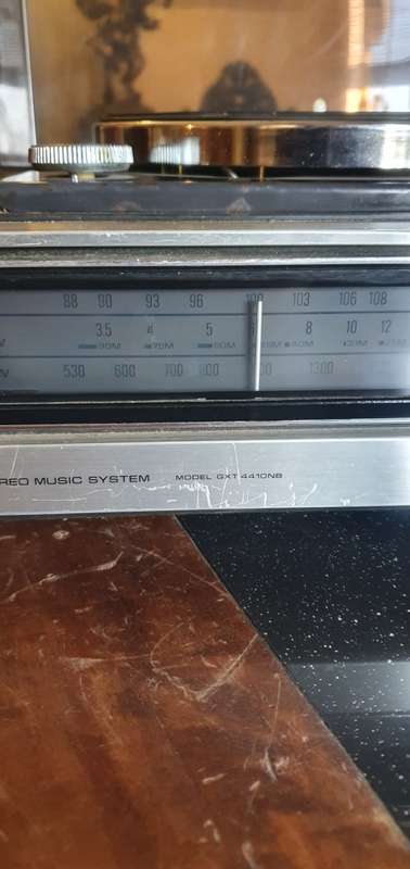 Vintage Sanyo Model GXT 441NB Stereo Music System