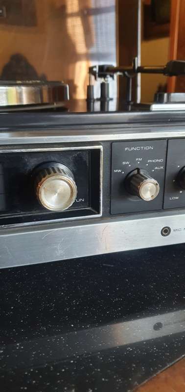 Vintage Sanyo Model GXT 441NB Stereo Music System