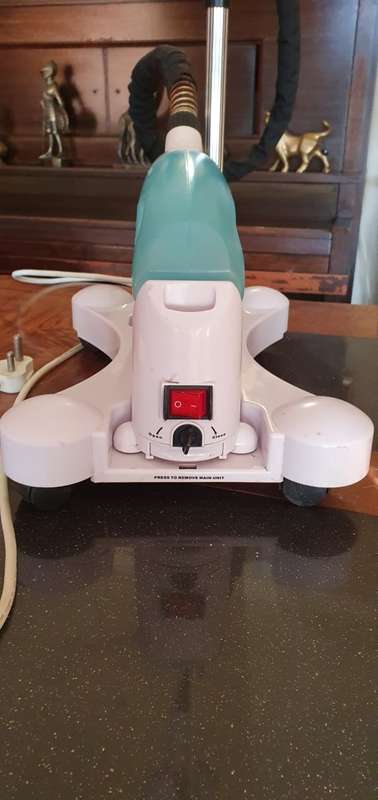 Tobi Steamer