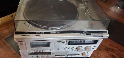 Technics Hi Fi and Turn Table