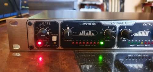 Drawmer Dual Gated Compressor Limiter MX 30