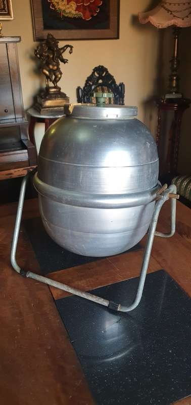 Aluminum Hand Driven Sputnik Washing Machine