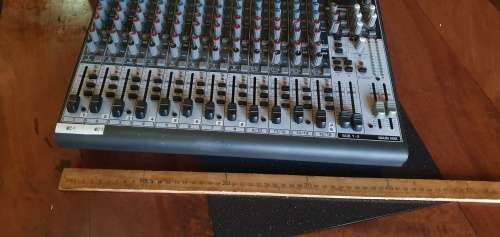Berhinger Zenyx 2222 FX CPD Series Amplifier