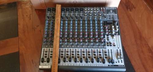 Berhinger Zenyx 2222 FX CPD Series Amplifier