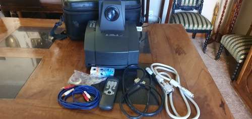 CTX Ezpro 550 Office Projector