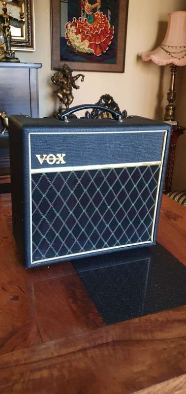 Amazing VOX Amplifier Pathfinder 15