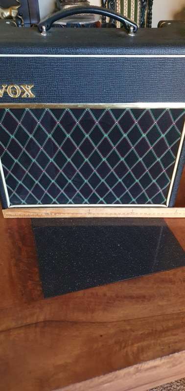 Amazing VOX Amplifier Pathfinder 15