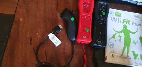 Wii Game + Accessories