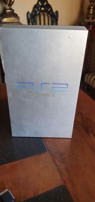 Sony PS2 Game Console + Remotes