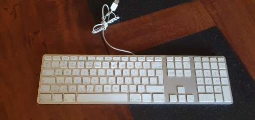 Apple Keyboard
