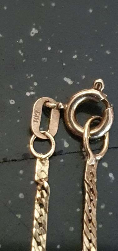 Beautiful 14 k Gold Necklace 1.6 grams