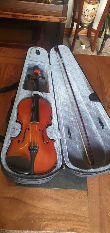 Beautiful Cremona Violin