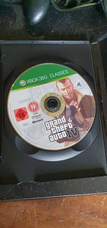 4 XBOX Consoles