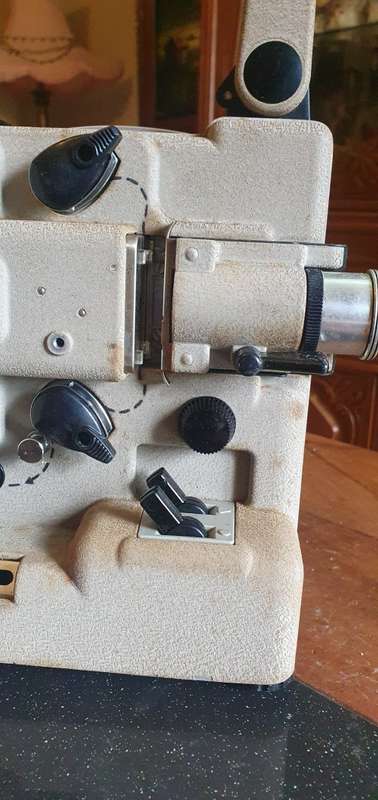 Eumig 8 Projector