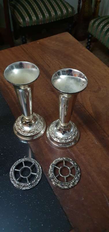 Beautifuil Single Stem Flower Frogs, Elegant Candle Stick Holder Plus Silver Plated Tray & Goblets