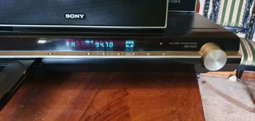 Sony DVD Player with Surround Sound Speakers