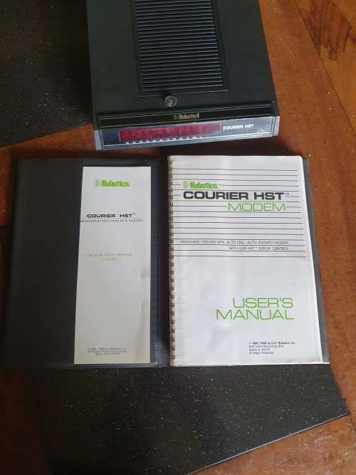 USRobotics Courier HST Modem