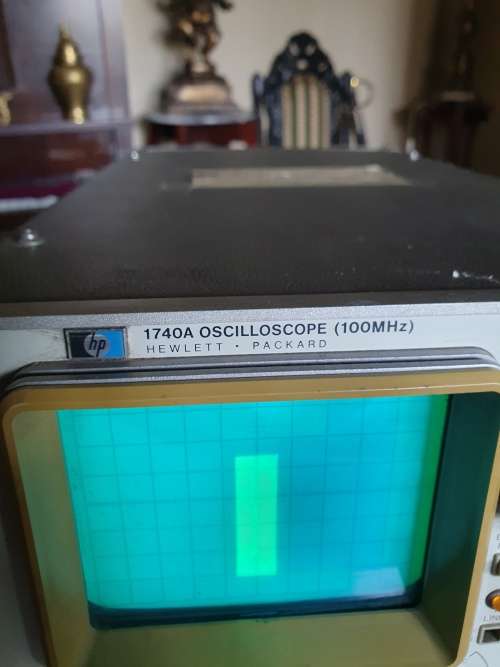 Hewlett Packard 1740 A 100 MHz Oscilloscope