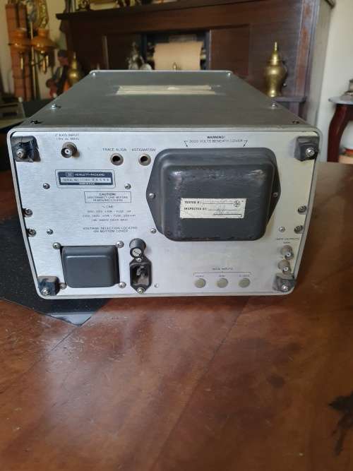 Hewlett Packard 1740 A 100 MHz Oscilloscope