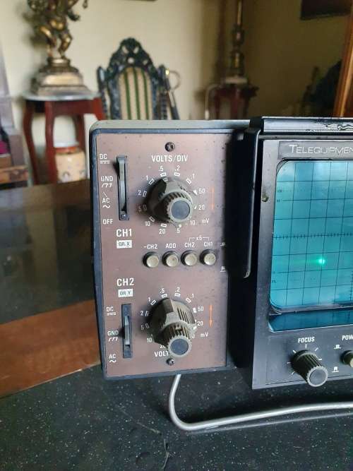 Telequipment  Type D1011 Oscilloscope
