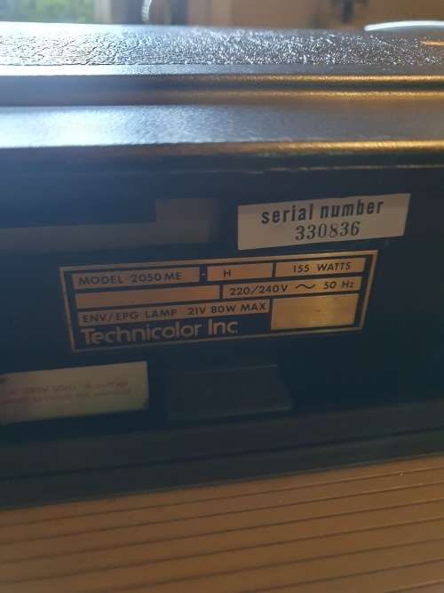 Rare Vintage Showcase  Magnetic 2050 ME Portable Projector