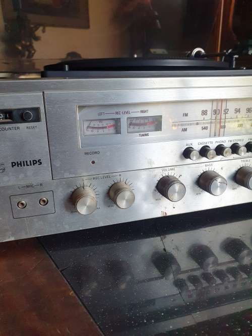 Vintage Phillips Music Centre. Model AH 977