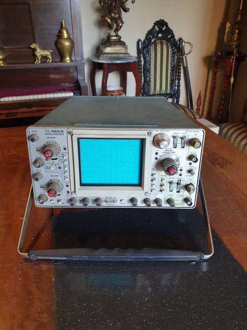 Vintage Tektronix 465B  Oscilloscope