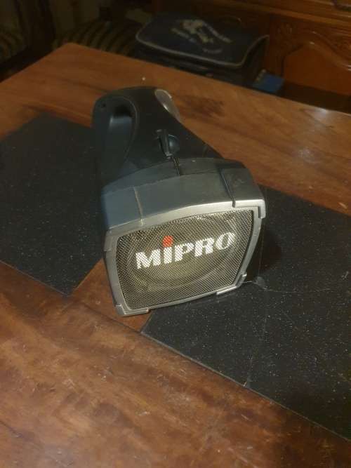 MIPRO MA 101 Wireless Megaphone