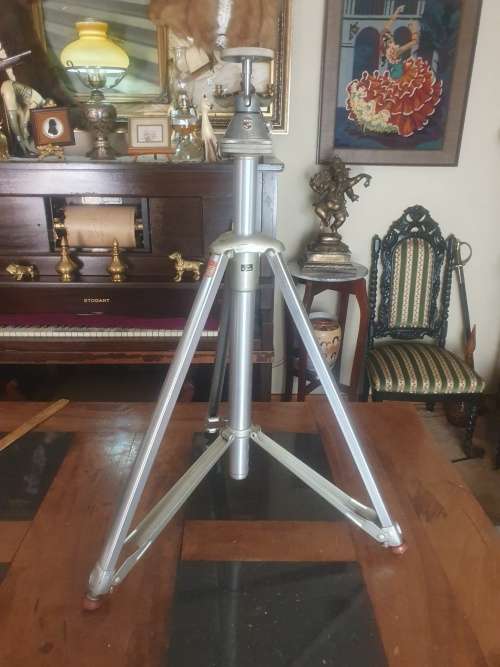 Vintage Linhoff Aluminum Extendable Tripod